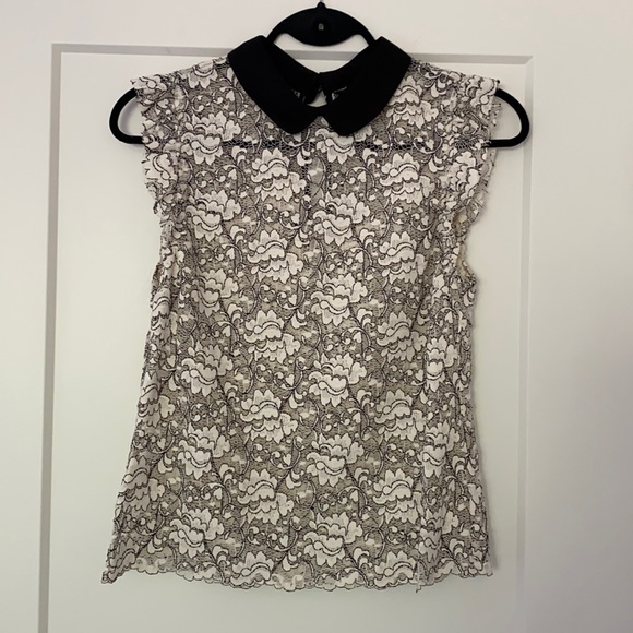 Zara Tops - Zara lace top with collar